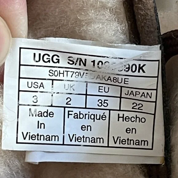 KIDS UGG Boots Size 3 BUTTE II CWR 1098890K WORCHESTER Waterproof Lined - Picture 12 of 13